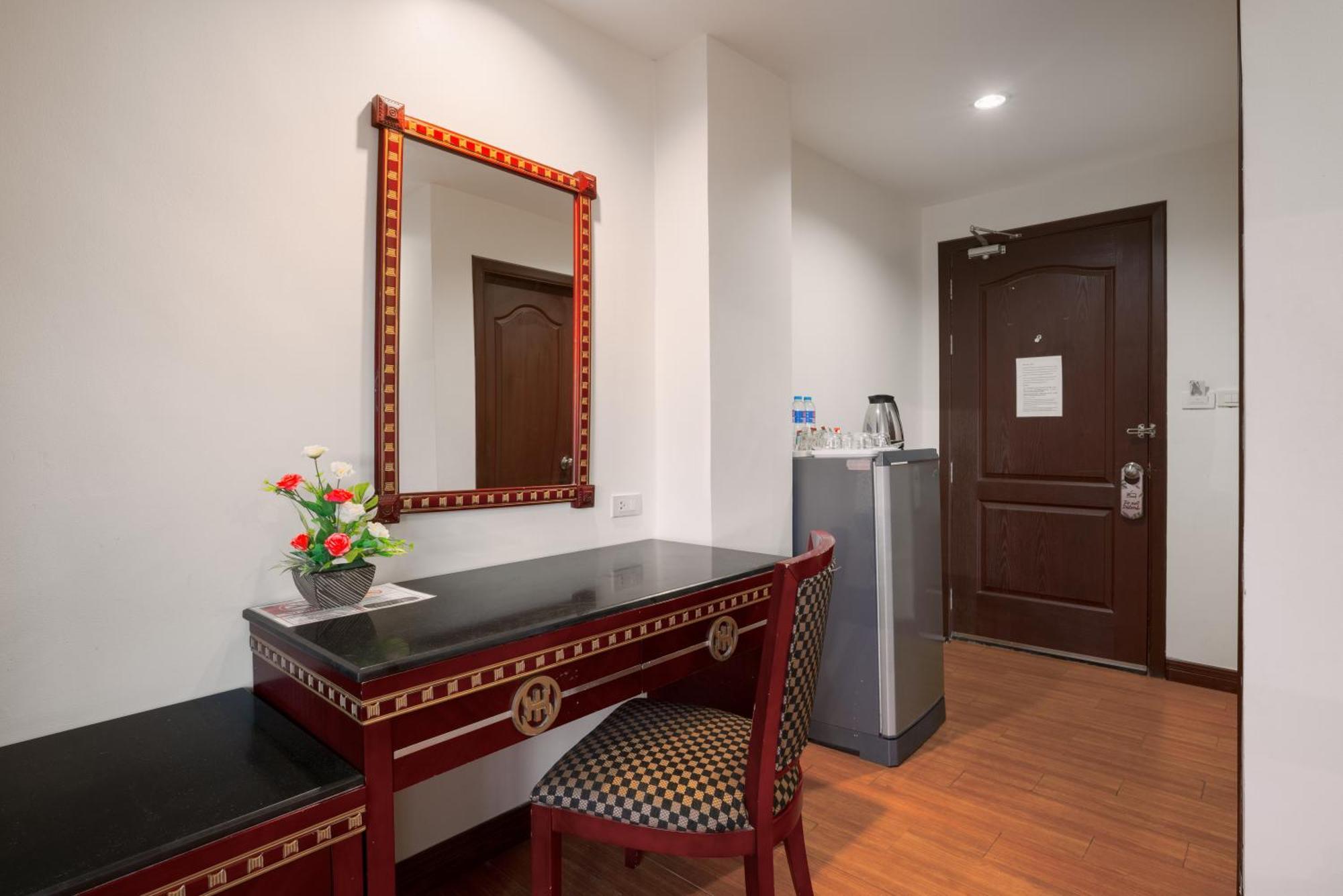 Jomtien Hisotel Zimmer foto